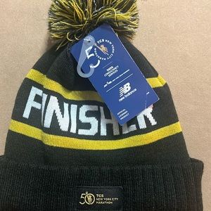 New Balance NYRR TCS New York City Marathon 50th (2022) Finisher Winter Hat